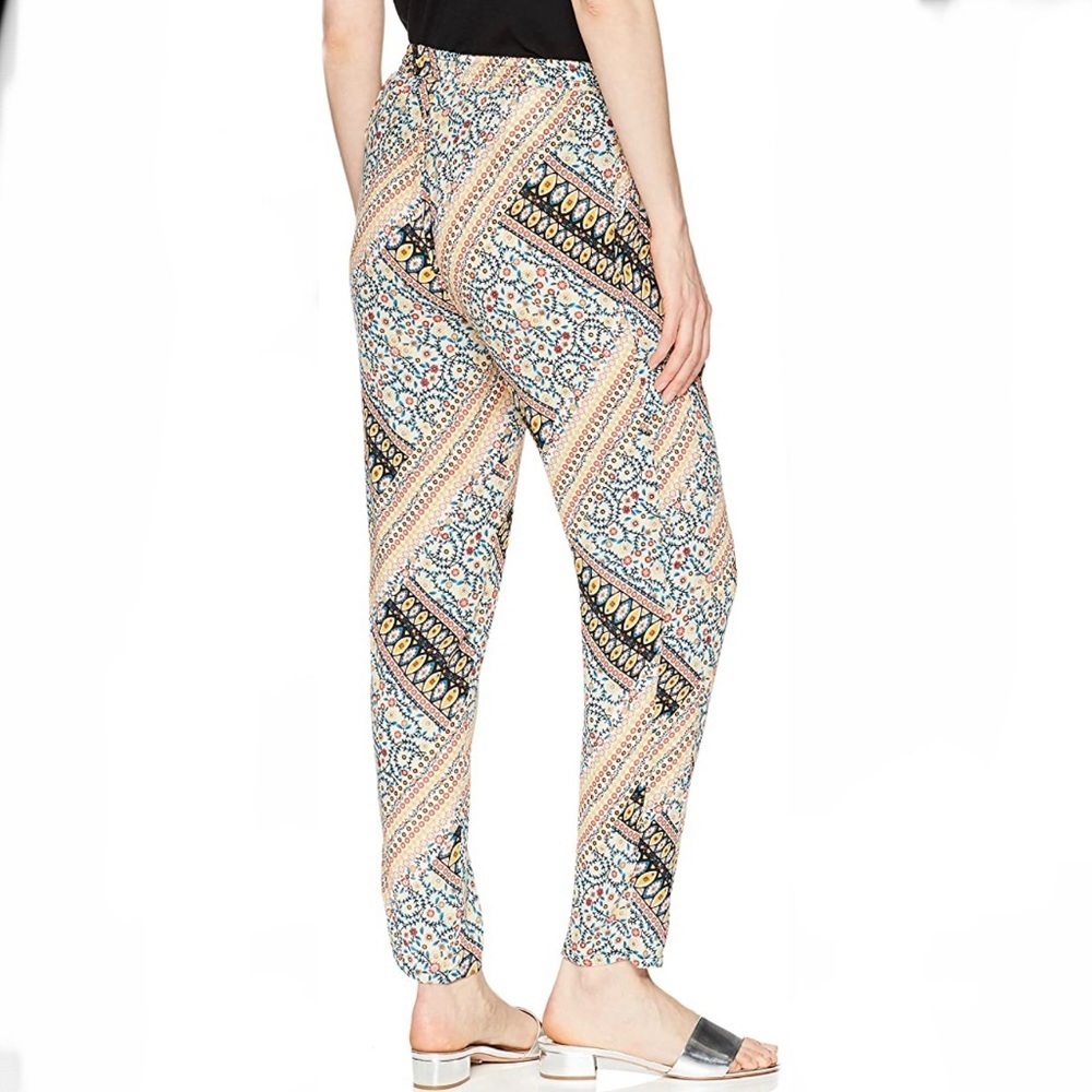NWT BGBGeneration pants. - Picture 3 of 5